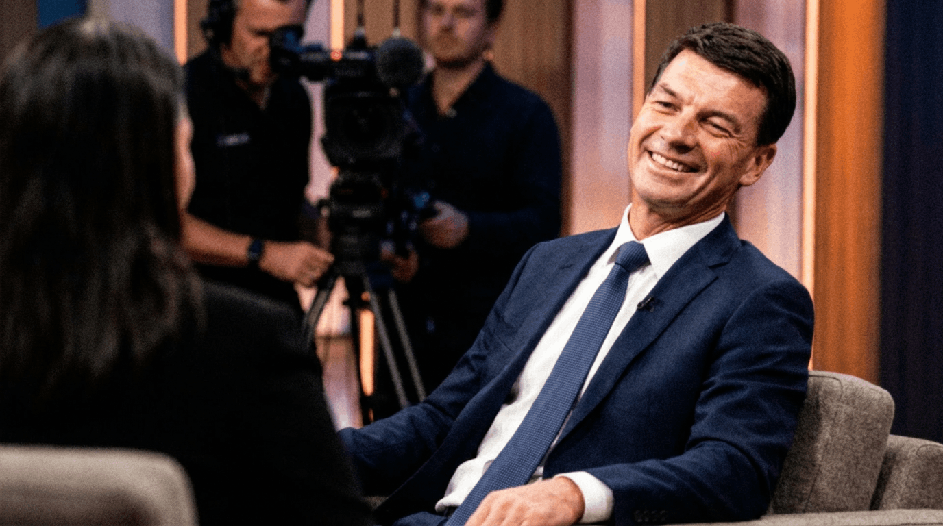 Angus Taylor in studio